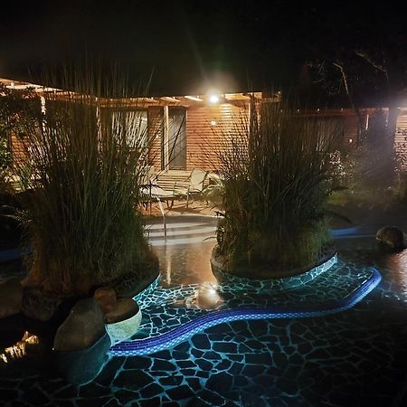 Termas De Papallacta Exterior photo The hot springs at night