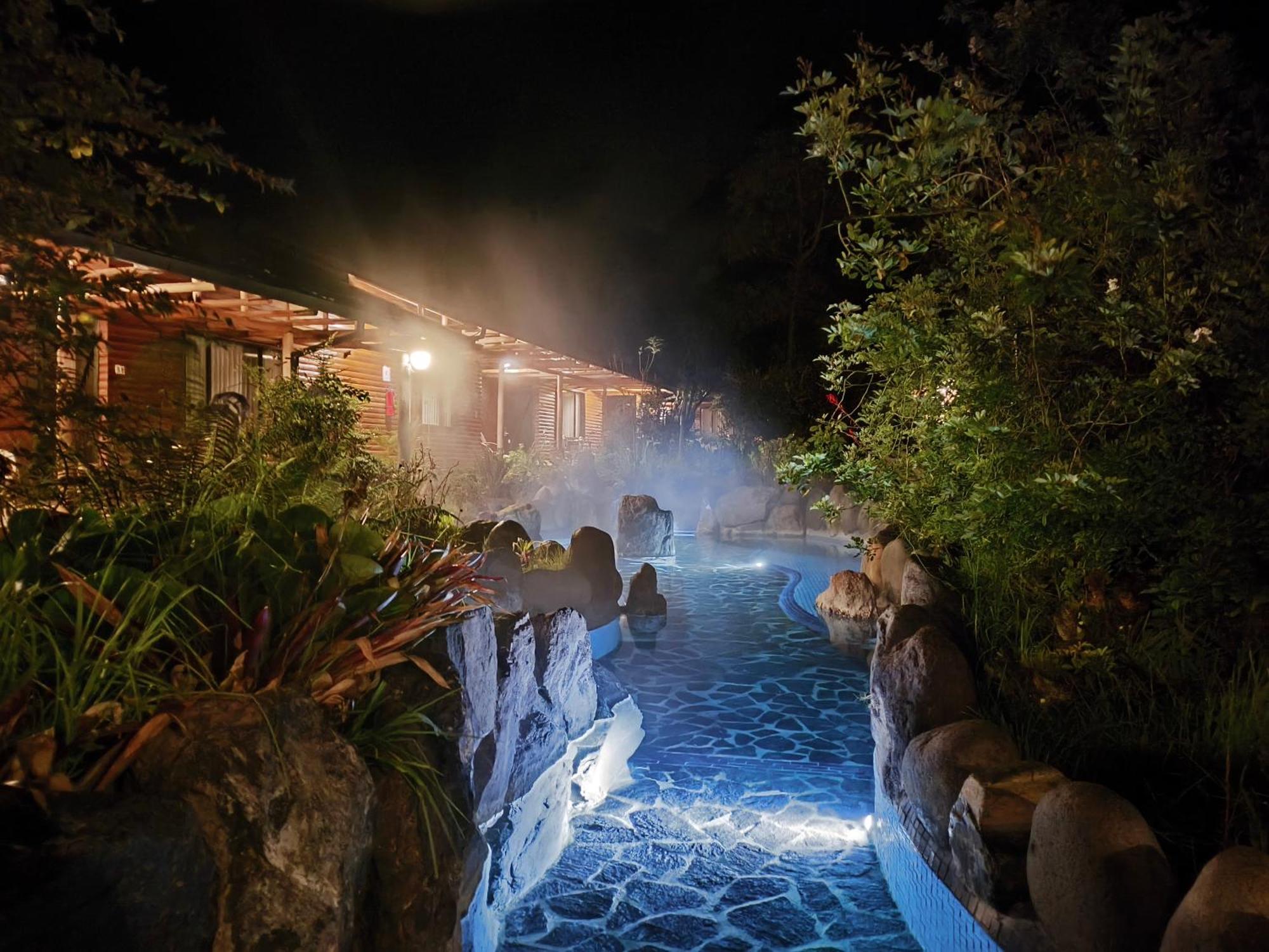 Termas De Papallacta Exterior photo The thermal hot springs of Baños